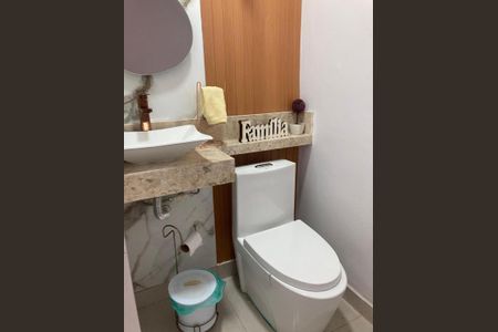 Casa de condomínio para alugar com 300m², 3 quartos e 1 vaga Casa de condomínio para alugar com 300m², 3 quartos e 1 vagaLavabo