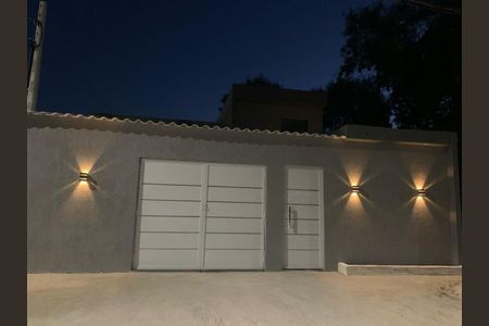 Fachada de casa de condomínio para alugar com 3 quartos, 300m² em Vargem Pequena, Rio de Janeiro