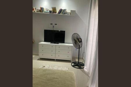 Casa de condomínio para alugar com 300m², 3 quartos e 1 vaga Casa de condomínio para alugar com 300m², 3 quartos e 1 vagaQuarto