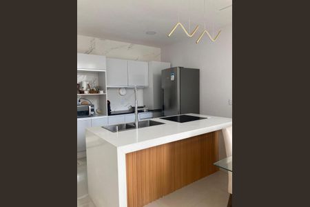 Casa de condomínio para alugar com 300m², 3 quartos e 1 vaga Casa de condomínio para alugar com 300m², 3 quartos e 1 vagaCozinha