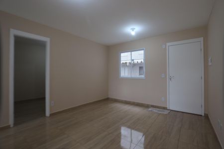 Sala de apartamento para alugar com 2 quartos, 49m² em Jardim da Laranjeira (zona Leste), São Paulo