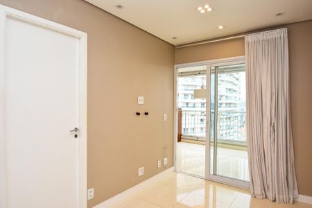 Apartamento para alugar com 40m², 1 quarto e 2 vagas Apartamento para alugar com 40m², 1 quarto e 2 vagasSala de estar