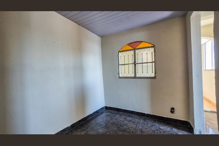 Casa para alugar com 2 quartos, 55m² em Irajá, Rio de Janeiro