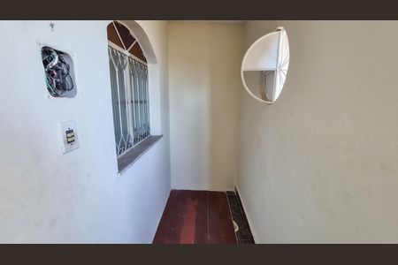 Casa para alugar com 2 quartos, 55m² em Irajá, Rio de Janeiro