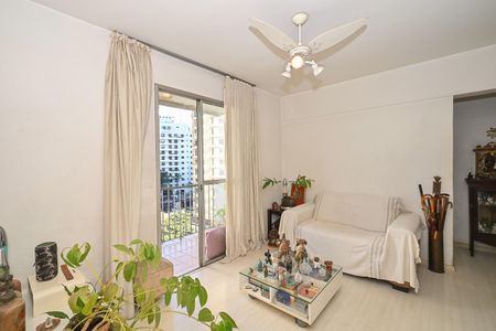 Sala de apartamento à venda com 2 quartos, 67m² em Real Parque, São Paulo