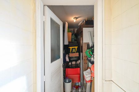 Quarto de Serviço de apartamento à venda com 2 quartos, 67m² em Real Parque, São Paulo