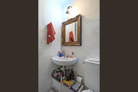 Apartamento à venda com 67m², 2 quartos e 1 vagaBanheiro social