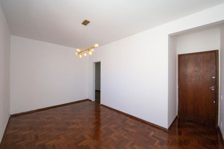 Apartamento à venda com 3 quartos, 95m² em Grajaú, Belo Horizonte