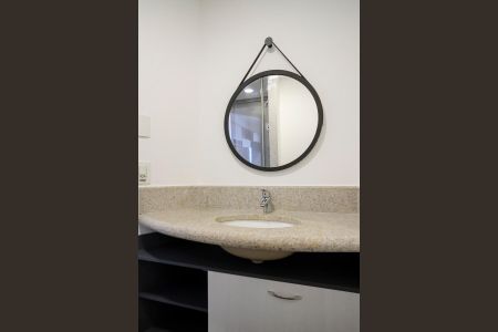 Banheiro de kitnet/studio para alugar com 1 quarto, 19m² em Santa Paula, São Caetano do Sul