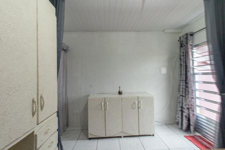 Sala/Quarto de kitnet/studio para alugar com 1 quarto, 35m² em Sítio Cercado, Curitiba