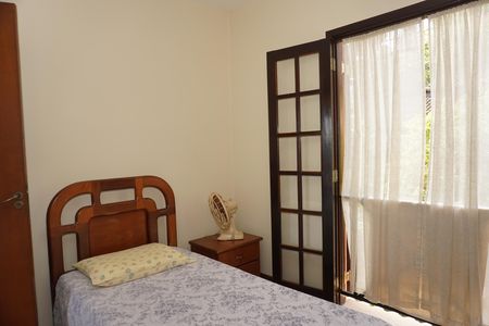Casa de condomínio para alugar com 300m², 4 quartos e 2 vagasQuarto 2 - Suíte