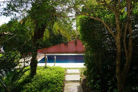 Casa de condomínio para alugar com 300m², 4 quartos e 2 vagasÁrea externa