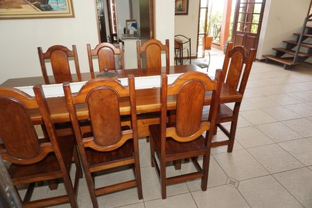 Casa de condomínio para alugar com 300m², 4 quartos e 2 vagasSala de Jantar