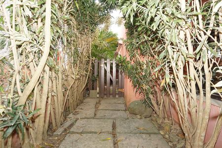 Casa de condomínio para alugar com 300m², 4 quartos e 2 vagasÁrea externa