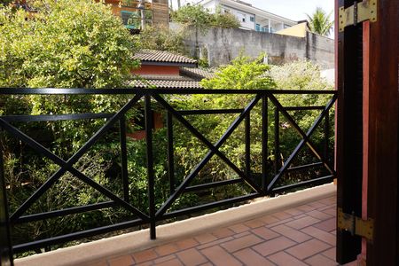 Casa de condomínio para alugar com 300m², 4 quartos e 2 vagasVaranda