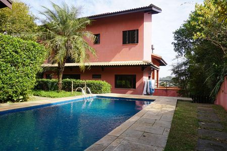 Casa de condomínio para alugar com 300m², 4 quartos e 2 vagasPiscina