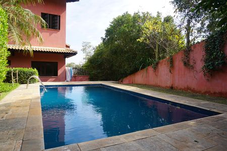 Casa de condomínio para alugar com 300m², 4 quartos e 2 vagasPiscina
