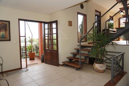 Sala de Jantar de casa de condomínio para alugar com 4 quartos, 300m² em Jardim Indaia, Embu das Artes