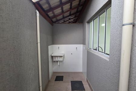 Área de Serviço de casa de condomínio para alugar com 2 quartos, 56m² em Sítio do Campo, Praia Grande