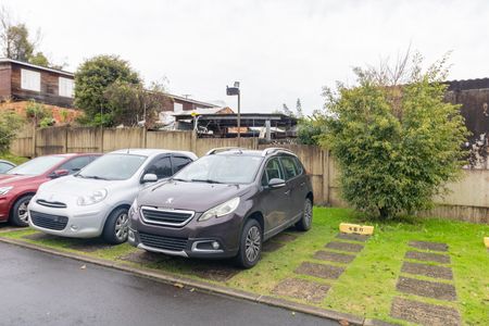 Apartamento para alugar com 42m², 2 quartos e 1 vaga Apartamento para alugar com 42m², 2 quartos e 1 vagaGaragem