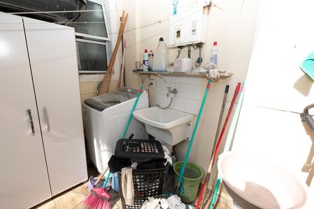 ÁREA DE SERVIÇO de casa de condomínio à venda com 3 quartos, 120m² em Loteamento Alphaville, Campinas