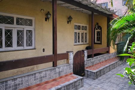 Varanda de casa para alugar com 2 quartos, 100m² em Centro, Mesquita