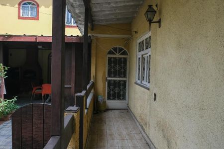 Varanda de casa para alugar com 2 quartos, 100m² em Centro, Mesquita