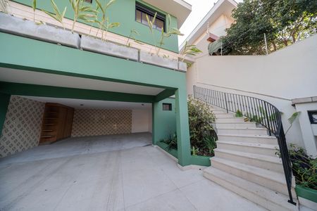 Fachada de casa à venda com 3 quartos, 162m² em Vila Madalena, São Paulo