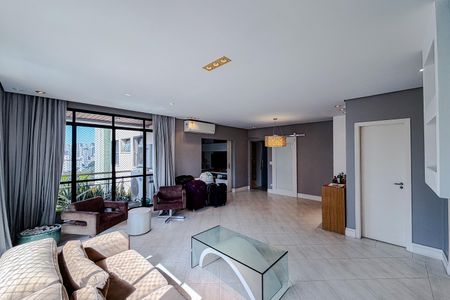 Apartamento para alugar com 3 quartos, 135m² em Vila Mariana, São Paulo