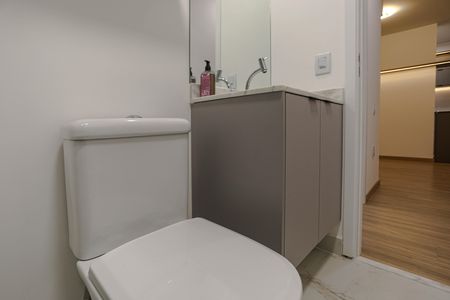 Apartamento para alugar com 57m², 2 quartos e 2 vagasBanheiro