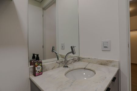 Apartamento para alugar com 57m², 2 quartos e 2 vagasBanheiro