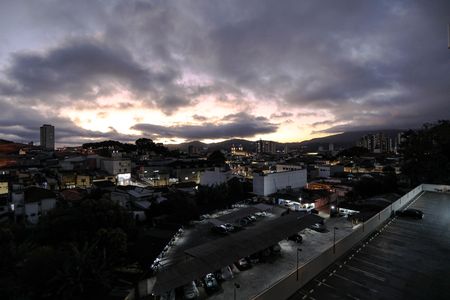 Apartamento para alugar com 57m², 2 quartos e 2 vagasVista - Sacada