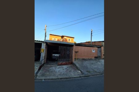 Fachada de casa à venda com 5 quartos, 120m² em Vila Aeroporto, Campinas