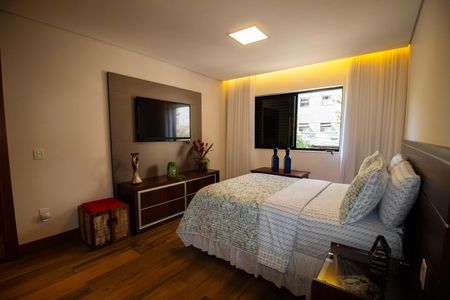 Apartamento à venda com 149m², 3 quartos e 1 vaga Apartamento à venda com 149m², 3 quartos e 1 vagaQuarto 03