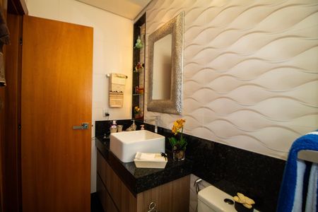 Apartamento à venda com 149m², 3 quartos e 1 vaga Apartamento à venda com 149m², 3 quartos e 1 vagaBanheiro da suite