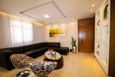 Apartamento à venda com 149m², 3 quartos e 1 vaga Apartamento à venda com 149m², 3 quartos e 1 vagaSala