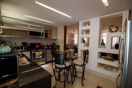 Apartamento à venda com 149m², 3 quartos e 1 vaga Apartamento à venda com 149m², 3 quartos e 1 vagaCozinha