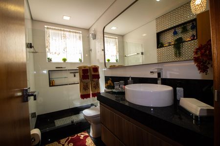 Apartamento à venda com 149m², 3 quartos e 1 vaga Apartamento à venda com 149m², 3 quartos e 1 vagaBanheiro Social