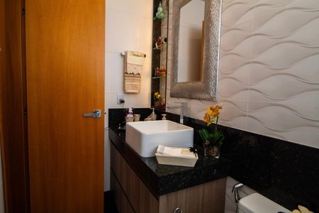 Apartamento à venda com 149m², 3 quartos e 1 vaga Apartamento à venda com 149m², 3 quartos e 1 vagaBanheiro da suite