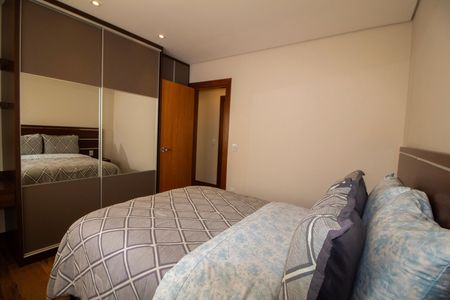 Apartamento à venda com 149m², 3 quartos e 1 vaga Apartamento à venda com 149m², 3 quartos e 1 vagaQuarto 01