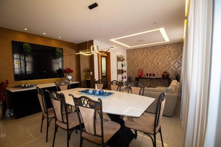 Apartamento à venda com 149m², 3 quartos e 1 vaga Apartamento à venda com 149m², 3 quartos e 1 vagaSala