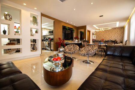 Apartamento à venda com 149m², 3 quartos e 1 vaga Apartamento à venda com 149m², 3 quartos e 1 vagaSala