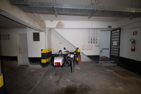 Apartamento à venda com 149m², 3 quartos e 1 vaga Apartamento à venda com 149m², 3 quartos e 1 vagaGaragem