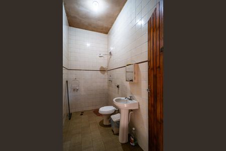 Casa para alugar com 200m², 1 quarto e 5 vagas Casa para alugar com 200m², 1 quarto e 5 vagasBanheiro de serviço