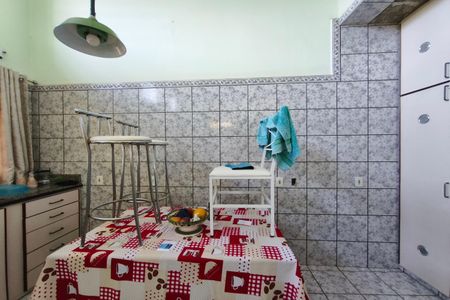 Casa para alugar com 120m², 2 quartos e 3 vagas Casa para alugar com 120m², 2 quartos e 3 vagasCozinha
