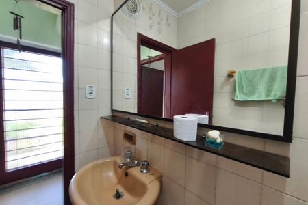 Casa para alugar com 120m², 2 quartos e 3 vagas Casa para alugar com 120m², 2 quartos e 3 vagasBanheiro