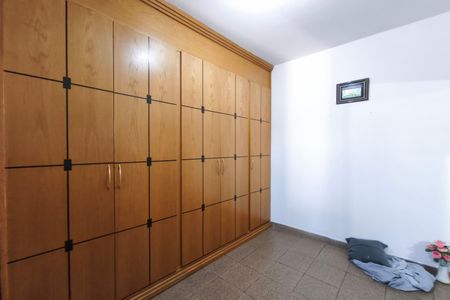 Casa para alugar com 120m², 2 quartos e 3 vagas Casa para alugar com 120m², 2 quartos e 3 vagasQuarto 1