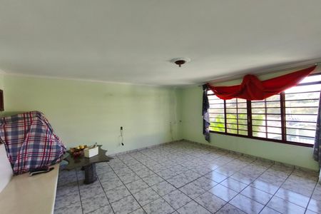 Casa para alugar com 120m², 2 quartos e 3 vagas Casa para alugar com 120m², 2 quartos e 3 vagasSala de Estar