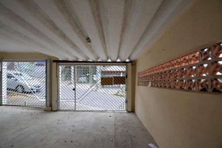 GARAGEM de casa à venda com 4 quartos, 250m² em Jardim Joao Xxiii, São Paulo