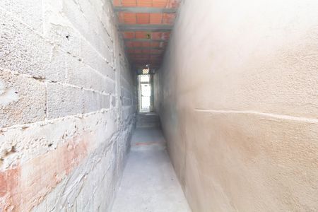 Corredor de casa para alugar com 1 quarto, 45m² em Jardim Casa Pintada, São Paulo